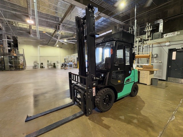 【新車販売】三菱ERSIS 2.5tフォークリフト キャビン仕様の画像