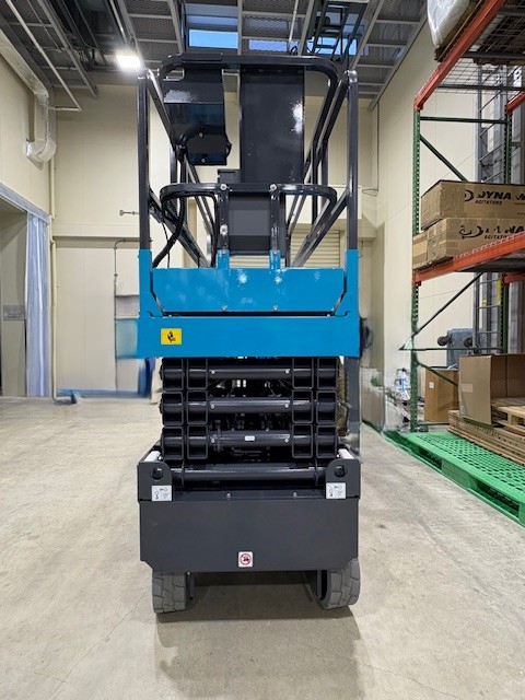 【新車販売】AIRMAN シザーリフト８Mの画像