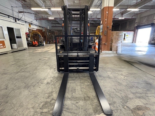 【新車販売】TCM ４t フォークリフトの画像