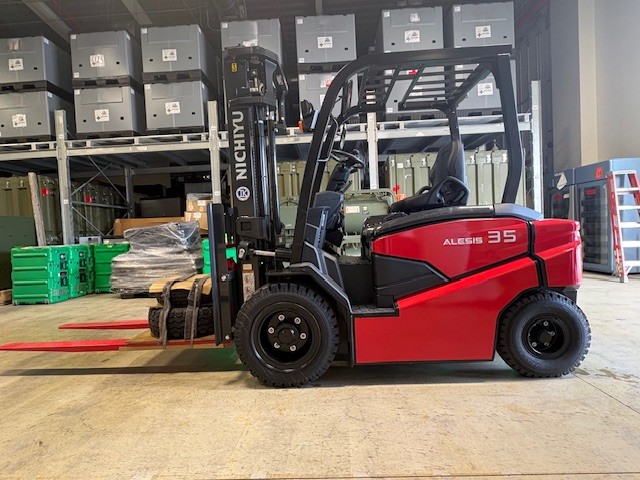 【新車販売】NICHIYU ALESIS 3.5tフォークリフトの画像